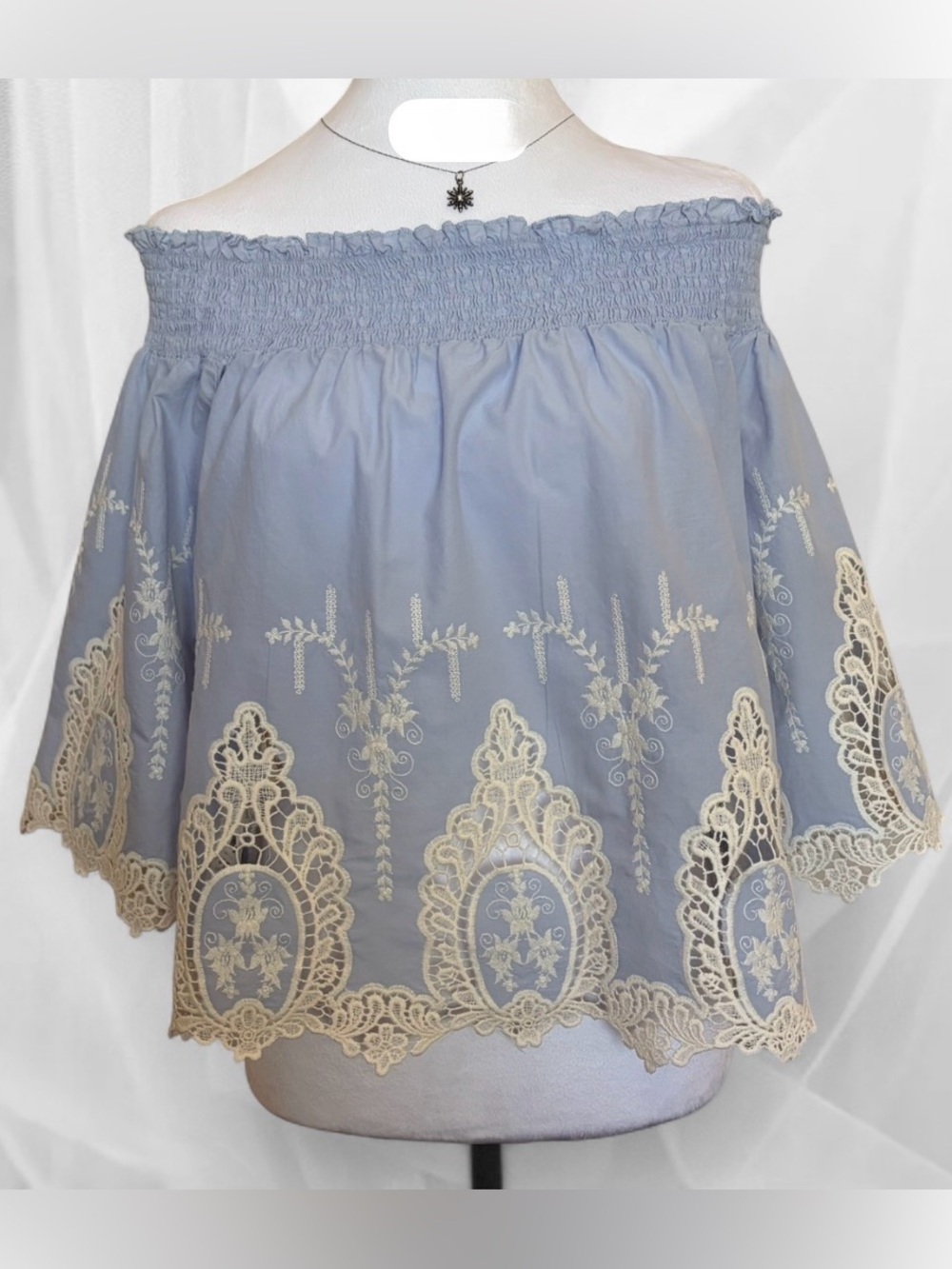 Bleuh ciel Off-Shoulder Blue Embroidered Lace Top